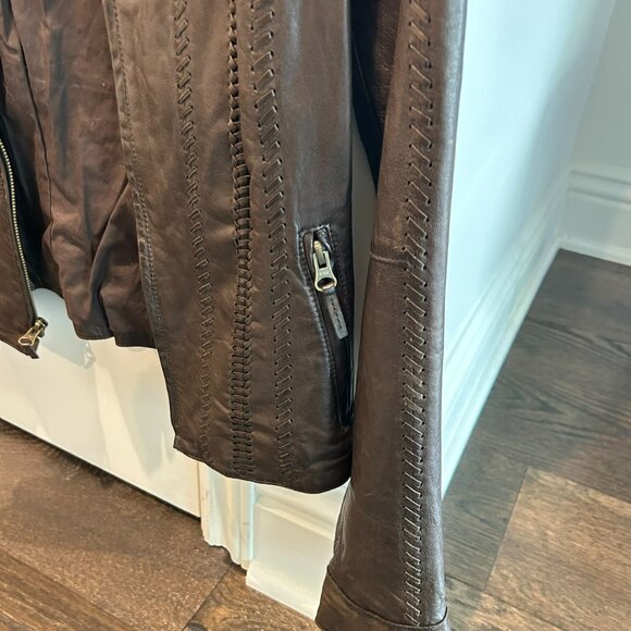 BROWN-OLIVE GREEN VINCE LEATHER JACKET WITHH STITCHING DETAIL, Size Small - Picture 4 of 9